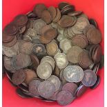 A large quantity of mainly George V pennies.