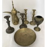 A quantity of mixed brass ware items.