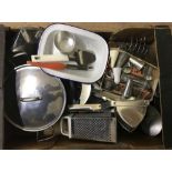 A box of assorted kitchenalia.