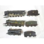 Hornby 00 gauge - Nunney Castle locomotive and tender,