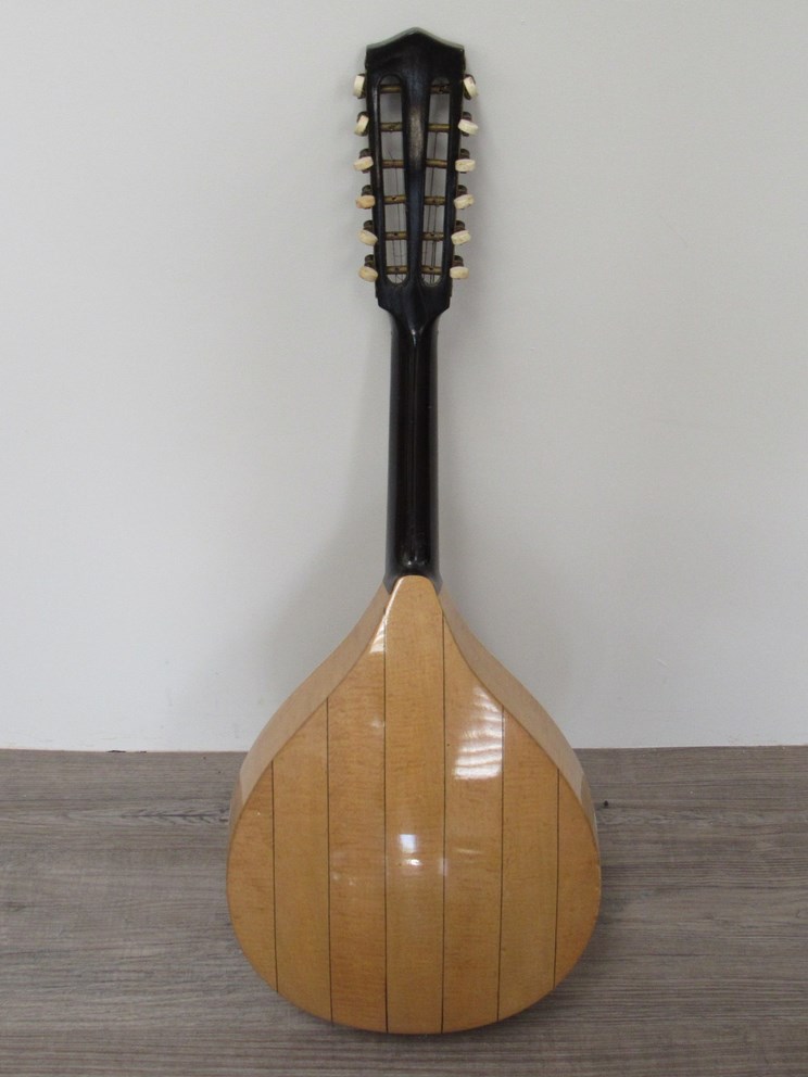 A mid 20th Century teardrop form mandolin with maple bow back, - Image 2 of 2