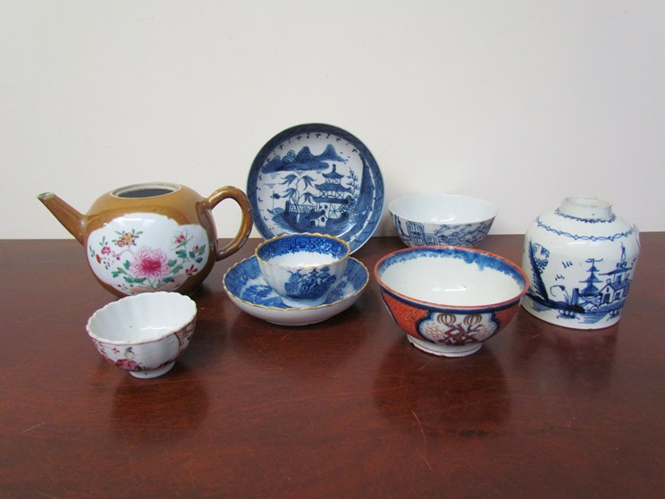 Mixed 18th Century and later Oriental ceramics, tea canister, bowls,