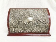 A Victorian silver fronted leather stationery box, 1895,