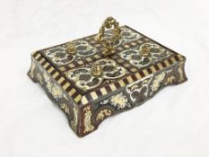 A French early 19th century inlaid games chips box