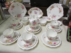 32 pieces of Royal Crown Derby tea ware