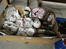 A box of assorted china etc