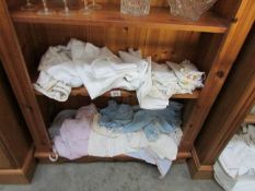 2 shelves of linen