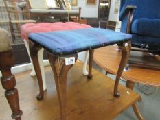2 dressing table stools