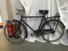 A Raleigh Wayfarer bike