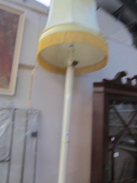 A modern standard lamp - Image 2 of 2