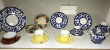 An assortment of collectable china including Royal Doulton, Royal Worcester, Aynsley,