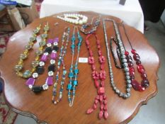 A mixed lot of necklaces