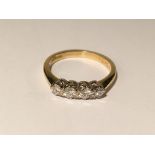 An 18ct white gold 4 stone diamond ring,