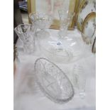 6 items of assorted glass ware