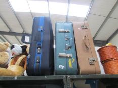 3 suitcases.