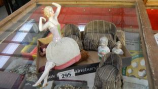 A mixed lot including pin dolls, doll house furniture etc.