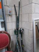 A mixed lot of garden tools,.