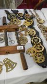 A mixed lot of brass ware etc.