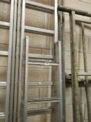 2 aluminium ladders.