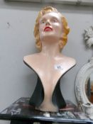 A Marilyn Monroe bust.