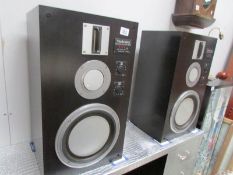 A pair of Technics SB7 speakers,.
