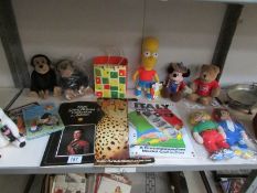 A mixed lot of advertising memorabilia including Shell, Bisto, PG Tips,