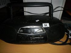 A Sanyo radio/cd player