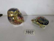 2 Royal Crown Derby paperweights, owl and terrapin.