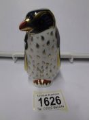 A Royal Crown Derby paperweight, Rock Hopper Penguin.