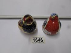 2 Royal Crown Derby paperweights, Pheasant and Robin Redbreast.