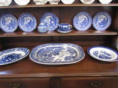 A mixed lot of blue and white including meat platters.