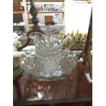 An American cube glass jug and basin set.