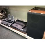 A Bang & Olufsen Beomaster 1900 radio with speakers, a Bang & Olufsen Beogram 1500 record player,