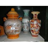 2 Oriental vases and a Rumptoft pot.