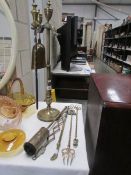 A mixed lot of brassware including toasting forks, incomplete companion set etc.