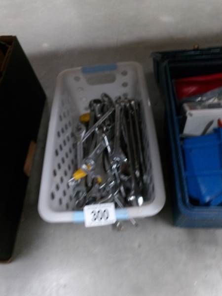A mixed lot of tools and tool box. - Image 3 of 4