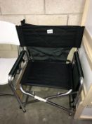 2 folding chairs