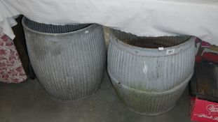 2 aluminium barrels