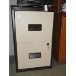 A 2 drawer filing cabinet