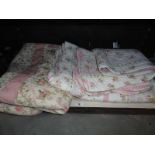 3 floral bedspreads