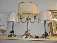 3 matching table lamps.
