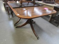 An extending dining table.