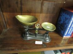 A set of kitchen scales.