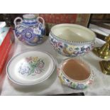 4 items of Poole pottery.