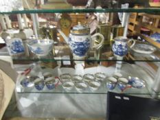 A mixed lot of oriental blue and white porcelain.