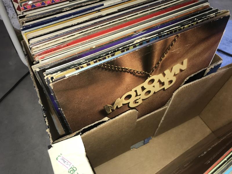 2 boxes of albums and 12" singles. - Image 6 of 10