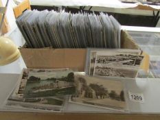 In excess of 530 vintage UK postcards, mainly topographical.