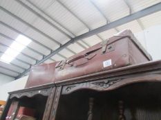 2 vintage suitcases.