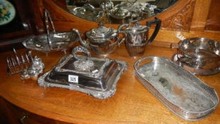 A mixed lot of silver plate including tea ware, tureen, cruet set etc.