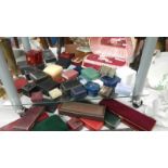 A mixed lot of assorted jewellery boxes including ring boxes.